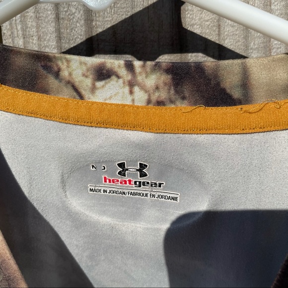 Under Armour Heat Gear Camouflage Shirt - Picture 6 of 7